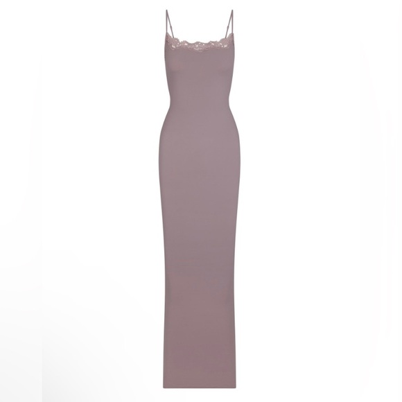 Skims Fits Everybody Lace Long Slip Dress Zinc size Medium NWT Limited Edition - Picture 9 of 10